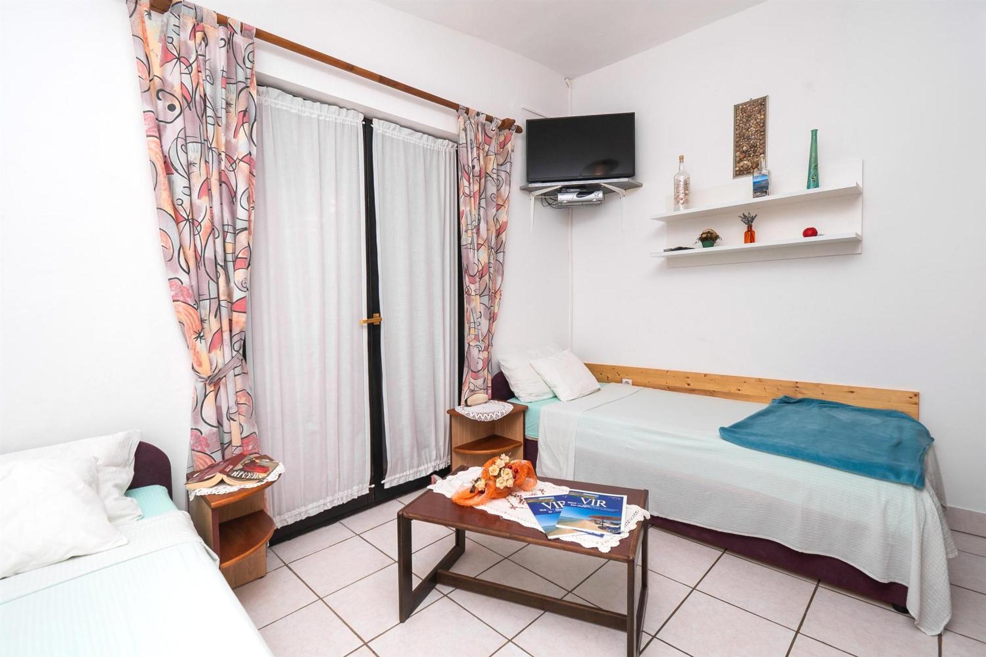 Apartments Stefani Vir Εξωτερικό φωτογραφία