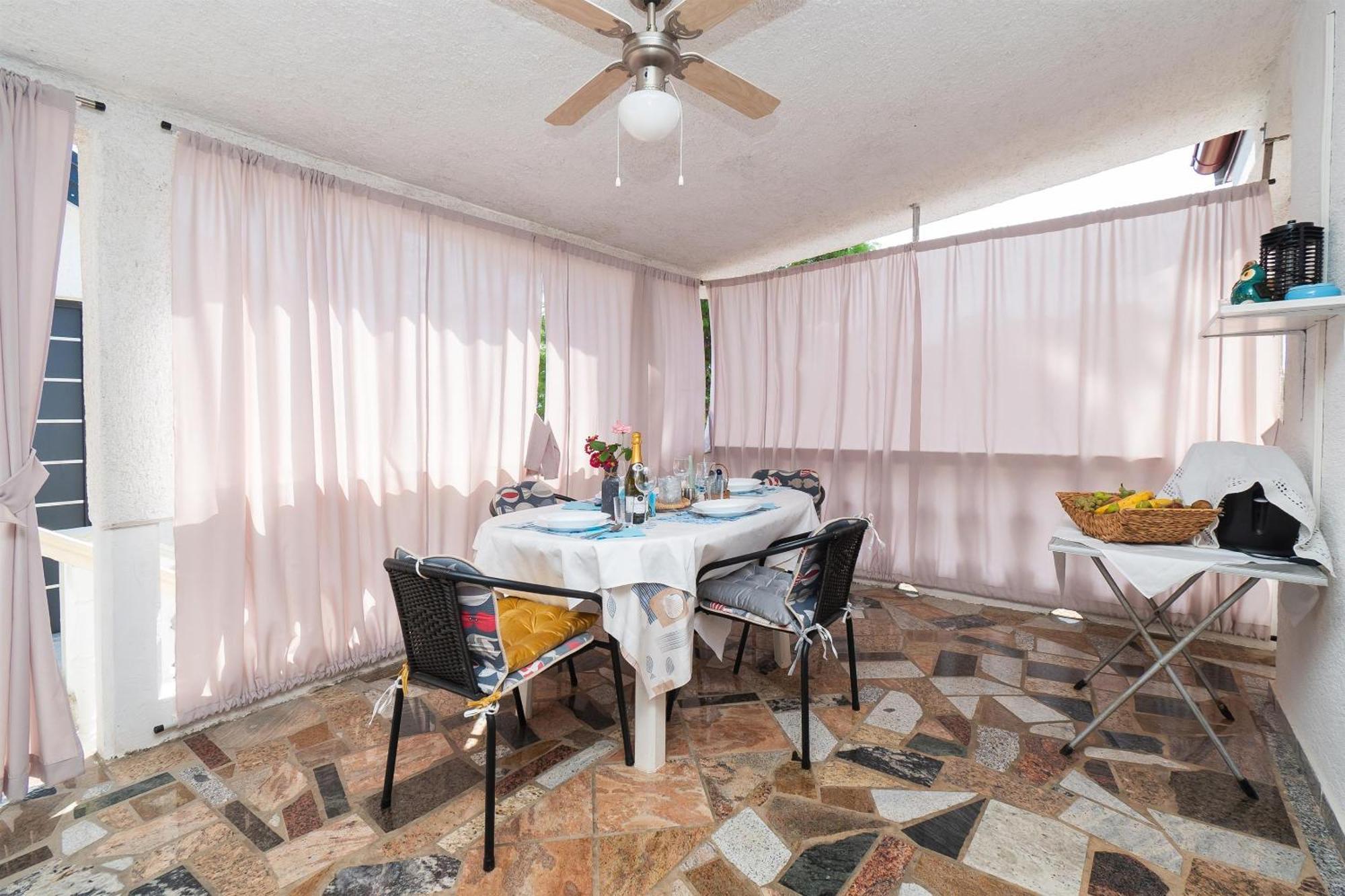 Apartments Stefani Vir Εξωτερικό φωτογραφία